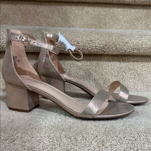 Dream Pairs Shimmering Rose Gold Block Low-Chunk Heels